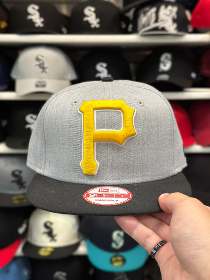 Pittsburgh Pirates NFL 'Large Logo' | Vintage New Era 9FIFTY Snapback | Silver/Black