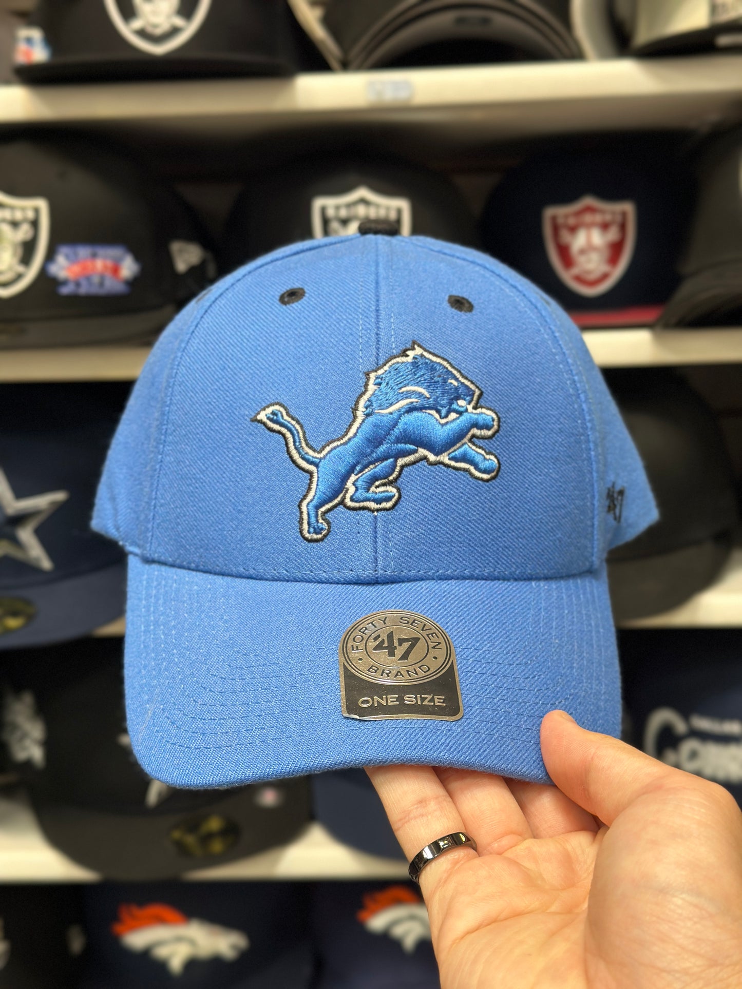 Detroit Lions NFL Ball Cap | '47 Brand MVP Adjustable Curve Cap | Blue