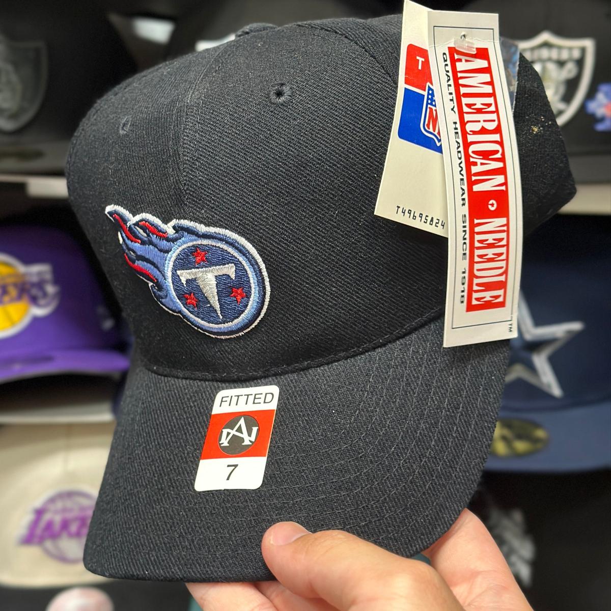 Tennessee Titans Vintage Fitted Hat Size 7 - Product Image