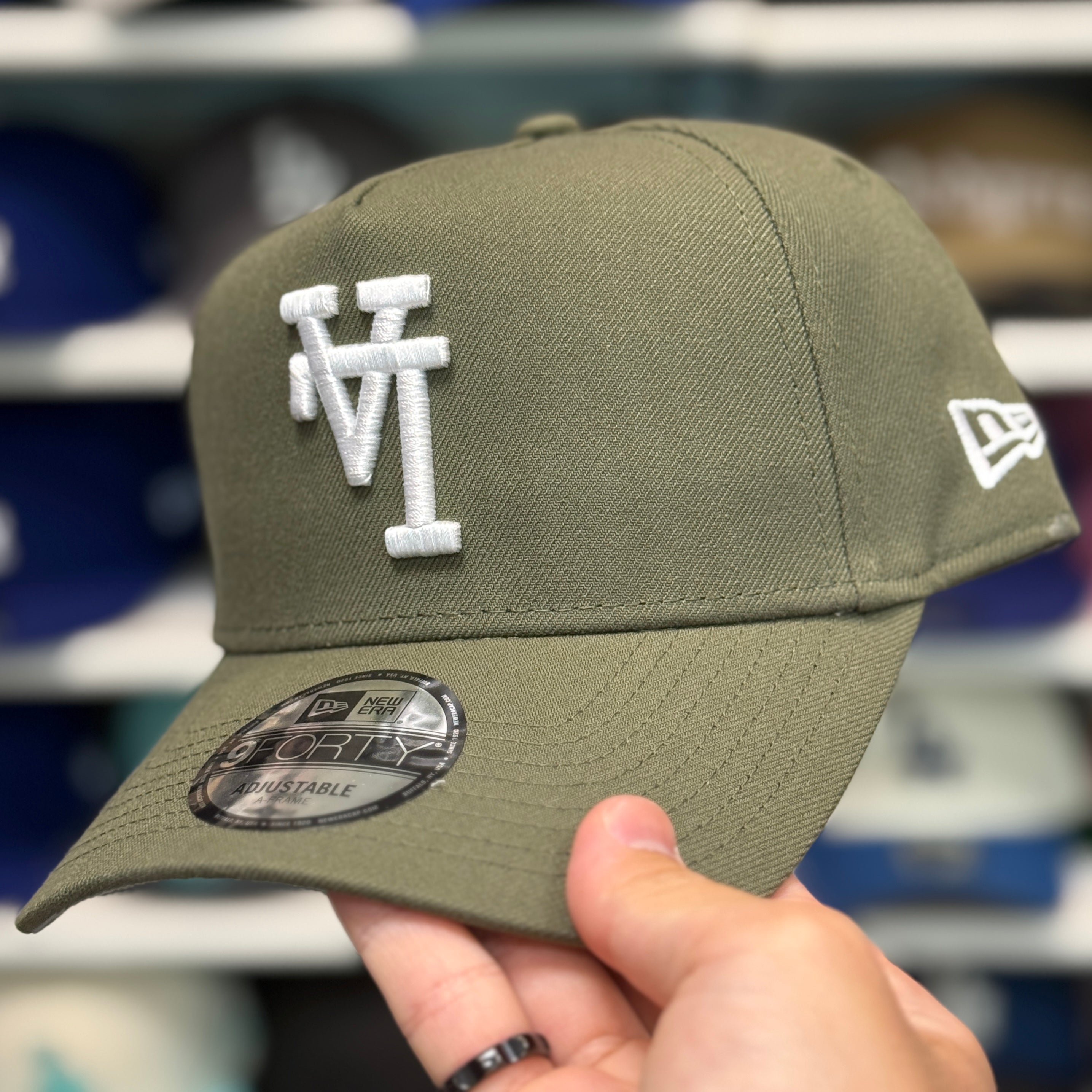 New Era Los Angeles Dodgers 'Upside Down Logo' A-Frame Olive 9FORTY Snapback