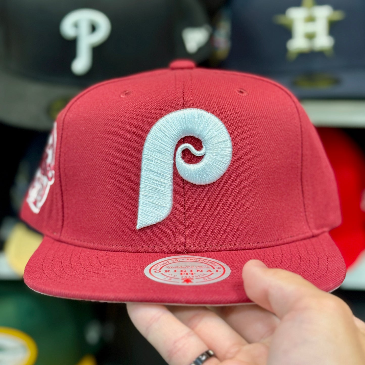 Philadelphia Phillies Historical Patch Mitchell & Ness Snapback Maroon