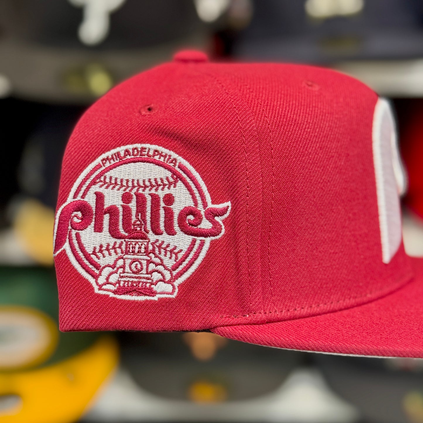 Philadelphia Phillies Historical Patch Mitchell & Ness Snapback Maroon