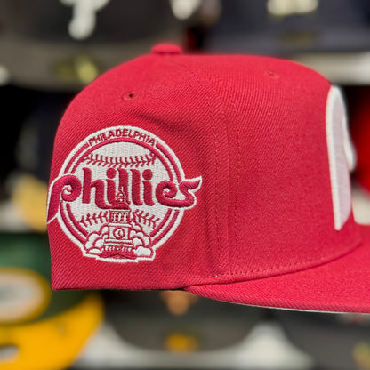 Philadelphia Phillies Historical Patch Mitchell & Ness Snapback Maroon