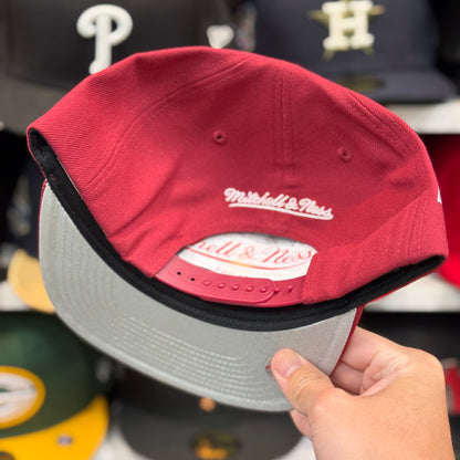 Philadelphia Phillies Historical Patch Mitchell & Ness Snapback Maroon
