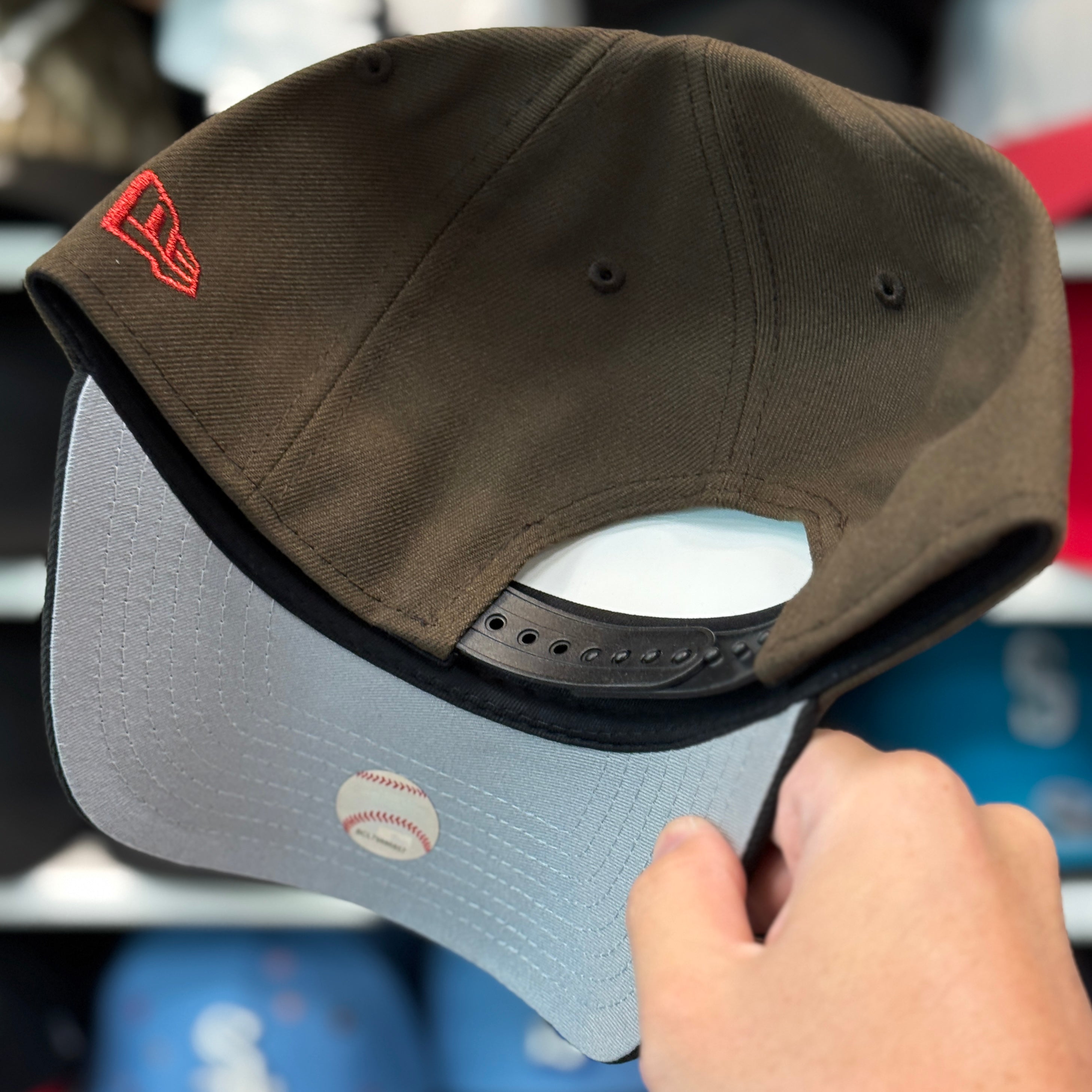 New Era San Diego Padres '40th Anniversary' A-Frame Brown/Black 9FORTY Snapback - Product Image