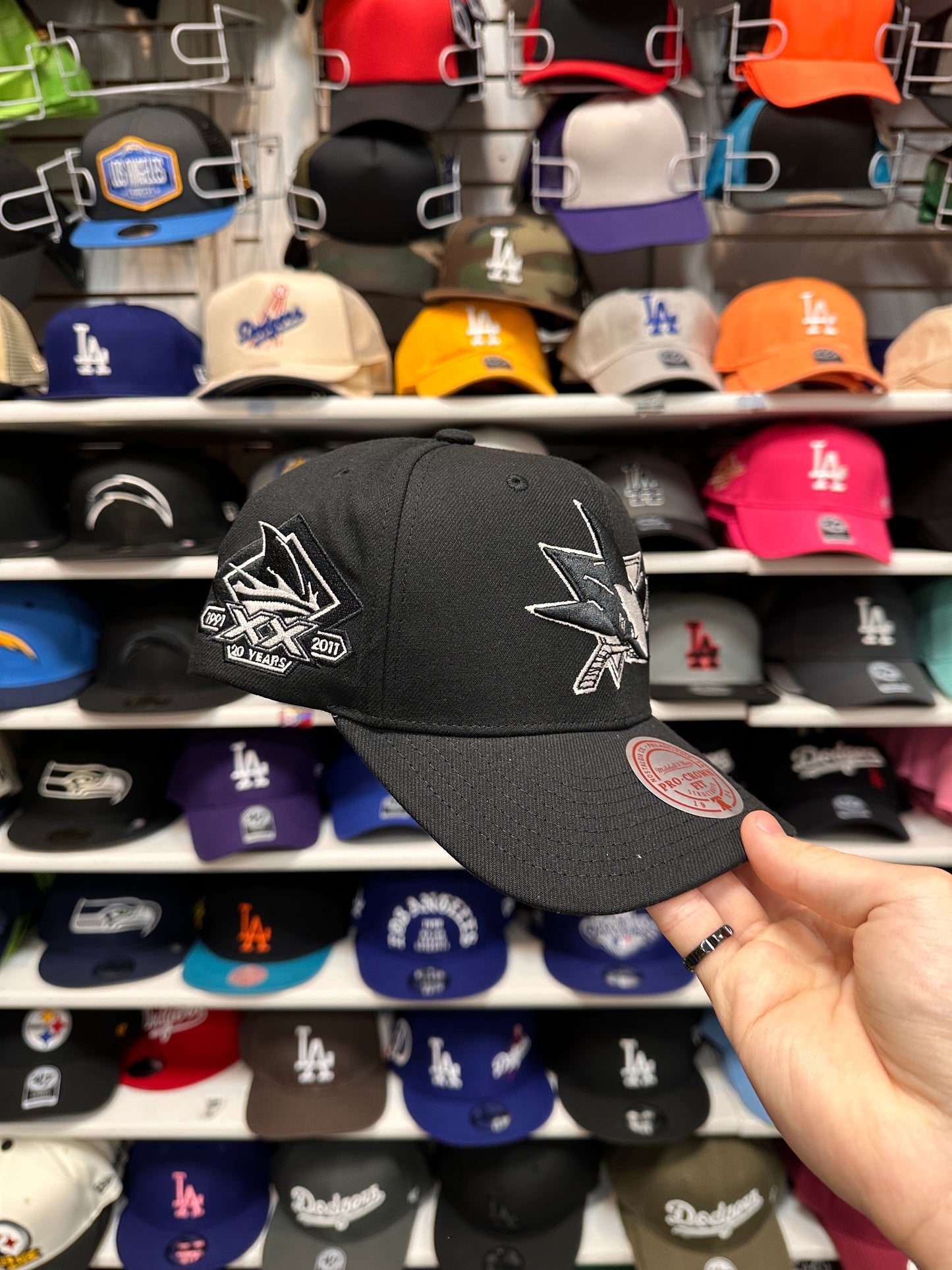 San Jose Sharks NHL 1991-2011 "20 Years" Patch | Mitchell & Ness Pro Crown Snapback | Black