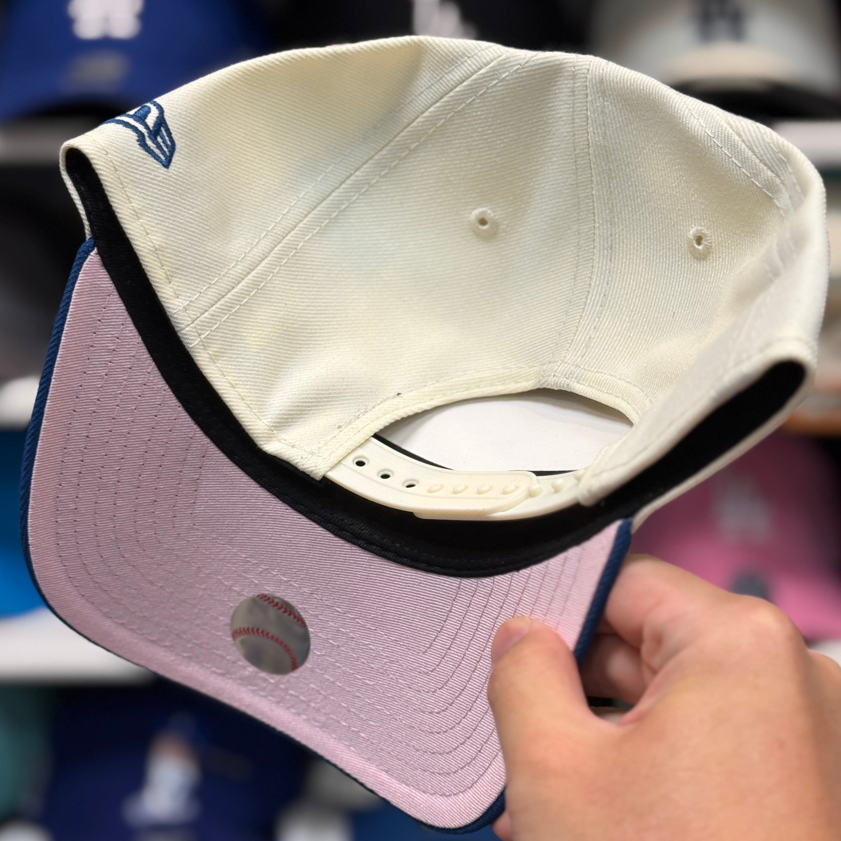 New Era Los Angeles Dodgers '60th Anniversary' A-Frame Creme/Blue 9FORTY Snapback - Product Image