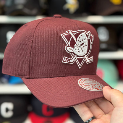 Anaheim Ducks Creme/Maroon A-Frame Mitchell & Ness Snapback