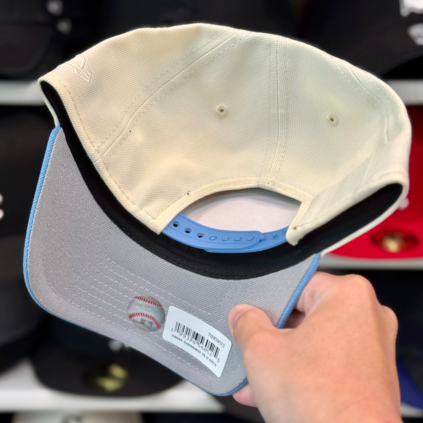 New Era Chicago White Sox Two Tone '75th Anniversary' A-Frame 9FORTY Snapback Ivory/Baby Blue