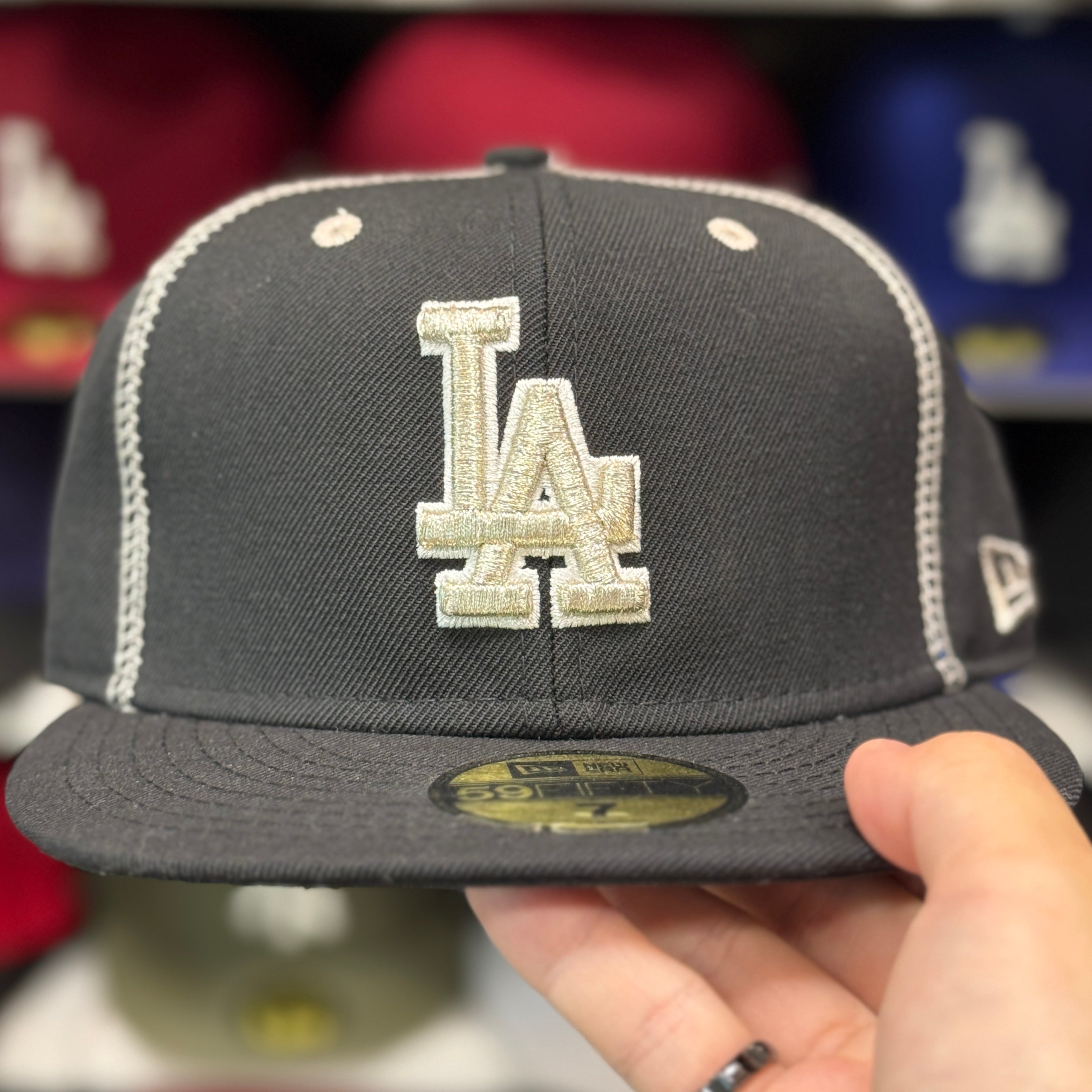 New Era Los Angeles Dodgers 'C' Black 59FIFTY Fitted Hat - Product Image