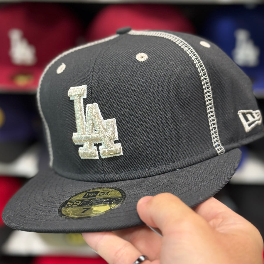 New Era Los Angeles Dodgers 'C' Black 59FIFTY Fitted Hat - Product Image