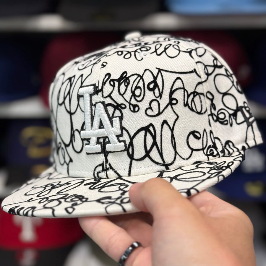 New Era Los Angeles Dodgers 'Doodle Scribble' White 59FIFTY Fitted Hat - Product Image
