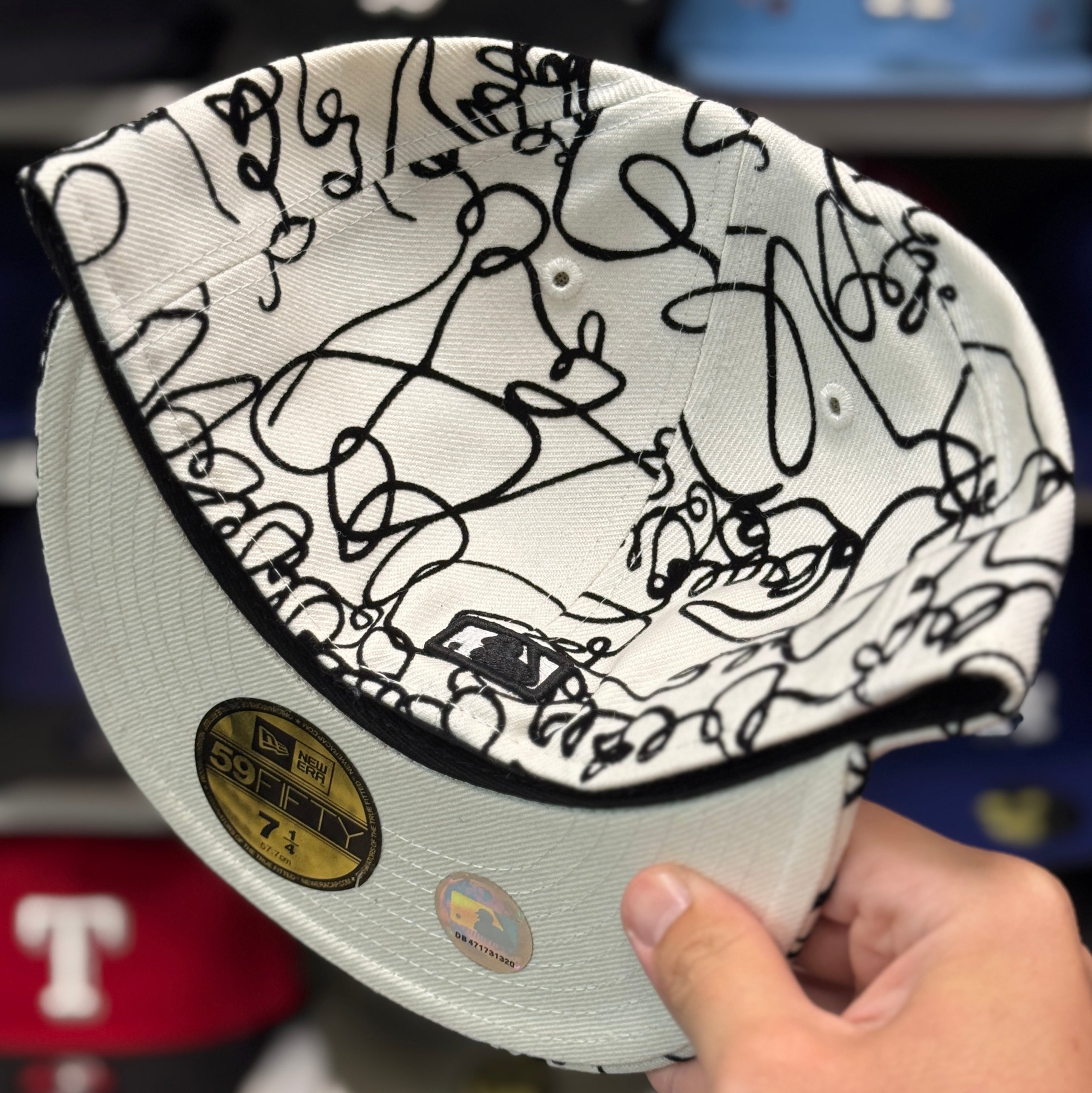 New Era Los Angeles Dodgers 'Doodle Scribble' White 59FIFTY Fitted Hat - Product Image