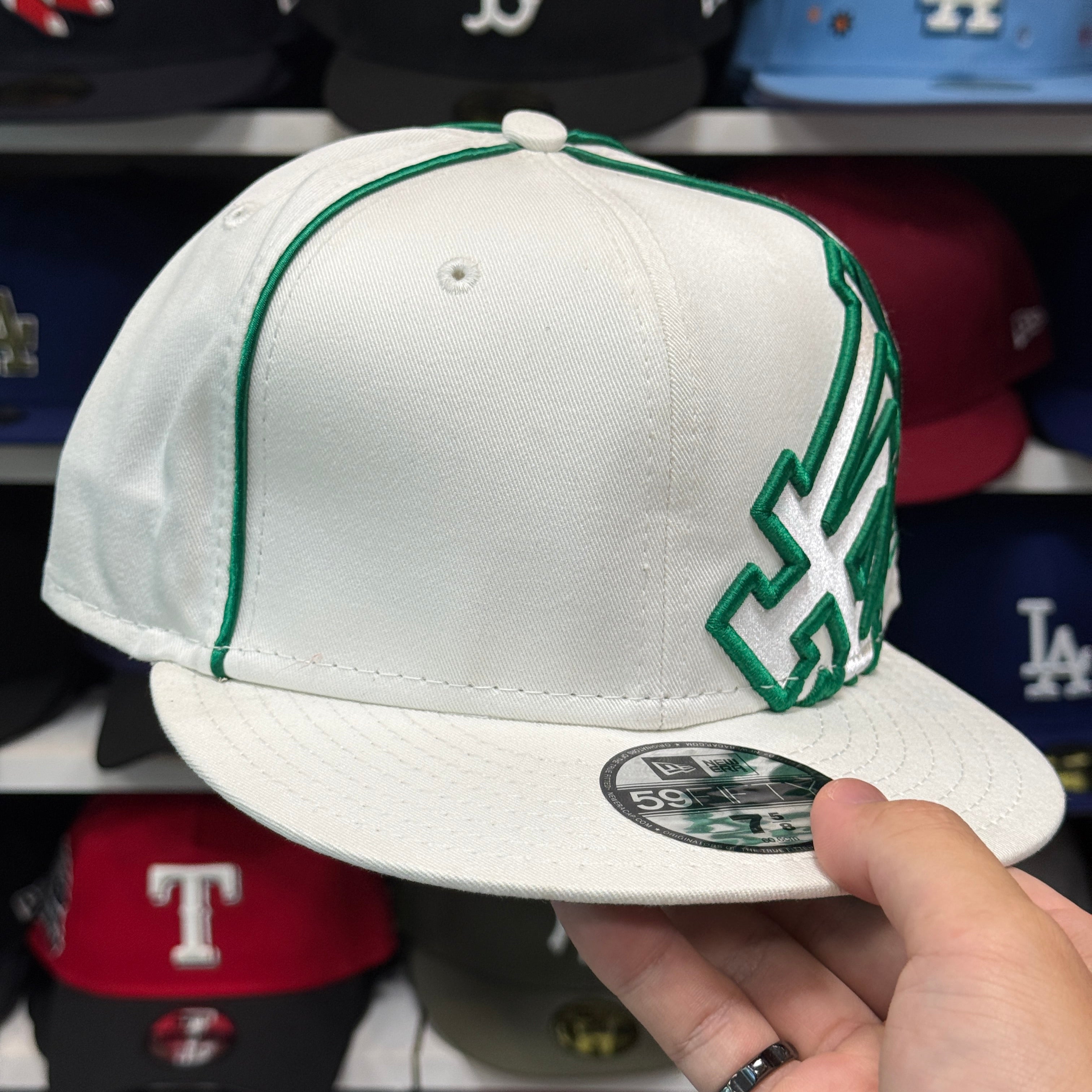 New Era Los Angeles Dodgers 'Green Oversized Logo' White 59FIFTY Fitted Hat - Product Image