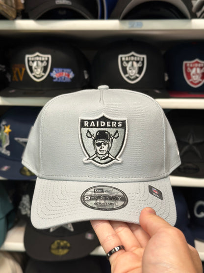 Las Vegas Raiders NFL A-Frame Snapback | New Era 9FORTY Adjustable Snap | Silver