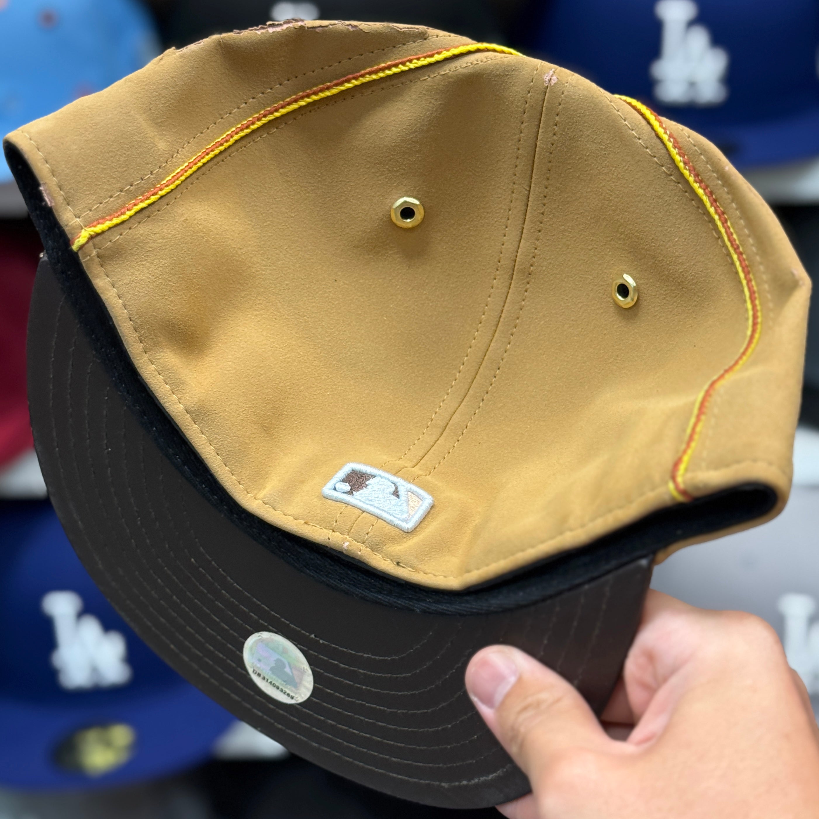 New Era Los Angeles Dodgers 'Vintage Suede' Tan 59FIFTY Fitted Hat - Product Image