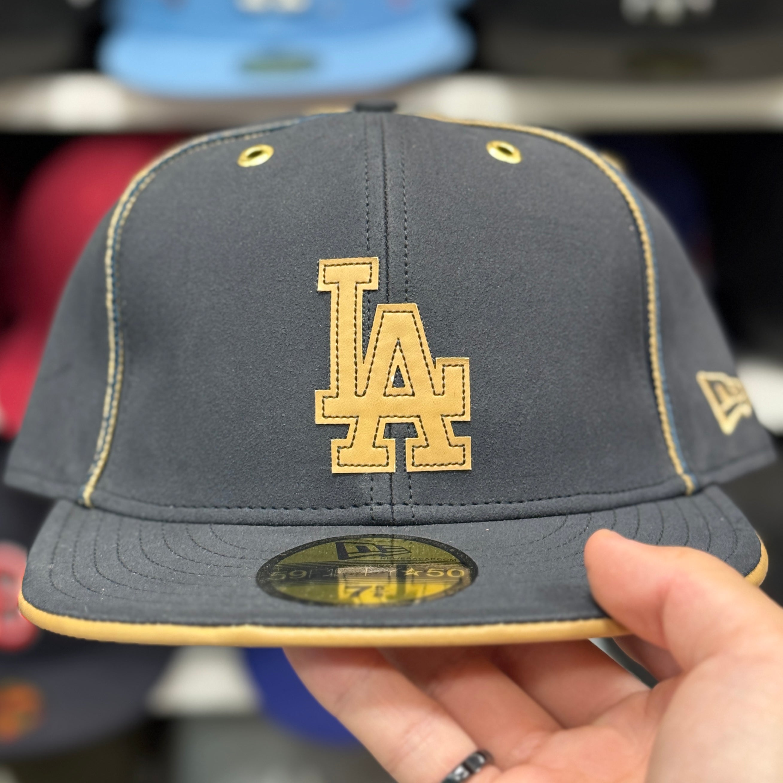 New Era Los Angeles Dodgers 'Vintage Suede' Black 59FIFTY Fitted Hat - Product Image