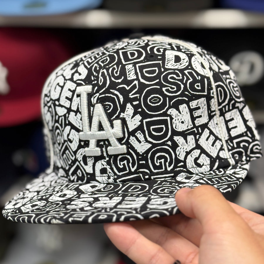 New Era Los Angeles Dodgers 'Block Wordmark' Black 59FIFTY Fitted Hat - Product Image