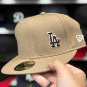 New Era Los Angeles Dodgers 'Mini Logo' Tan 59FIFTY Fitted Hat - Product Image