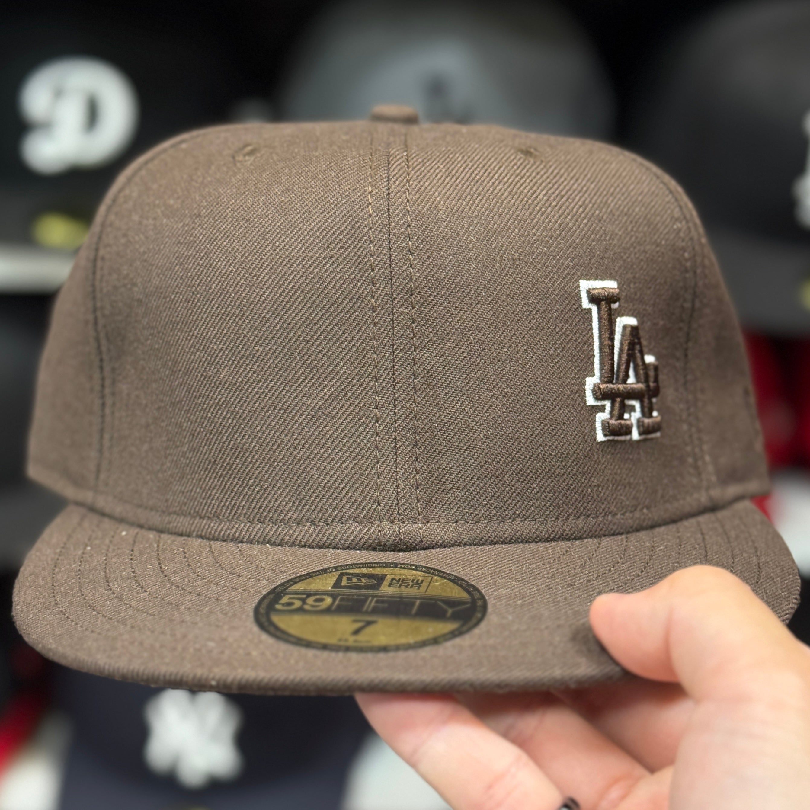 New Era Los Angeles Dodgers 'Mini Logo' Brown 59FIFTY Fitted Hat - Product Image