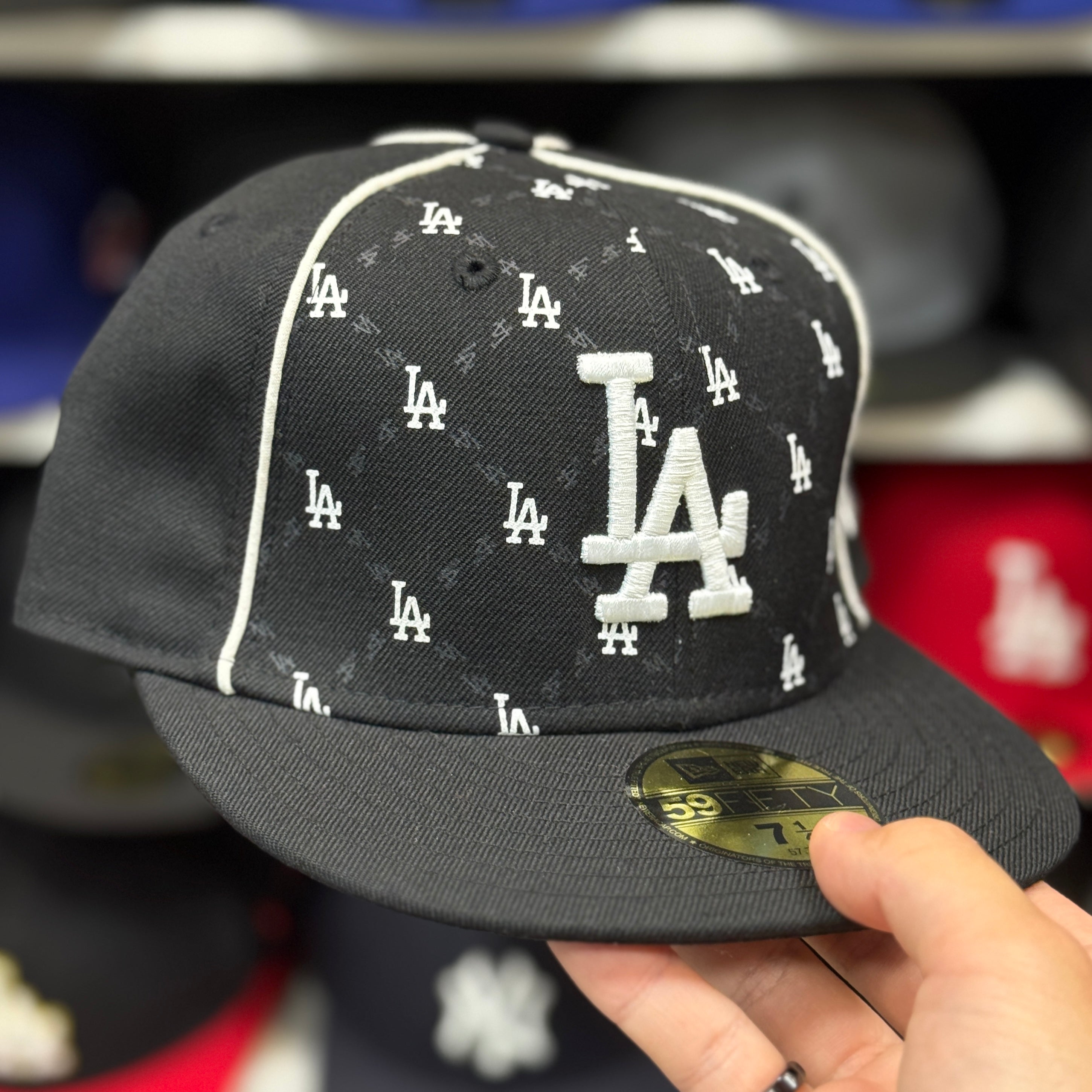 New Era Los Angeles Dodgers 'Monogram' Black 59FIFTY Fitted Hat - Product Image
