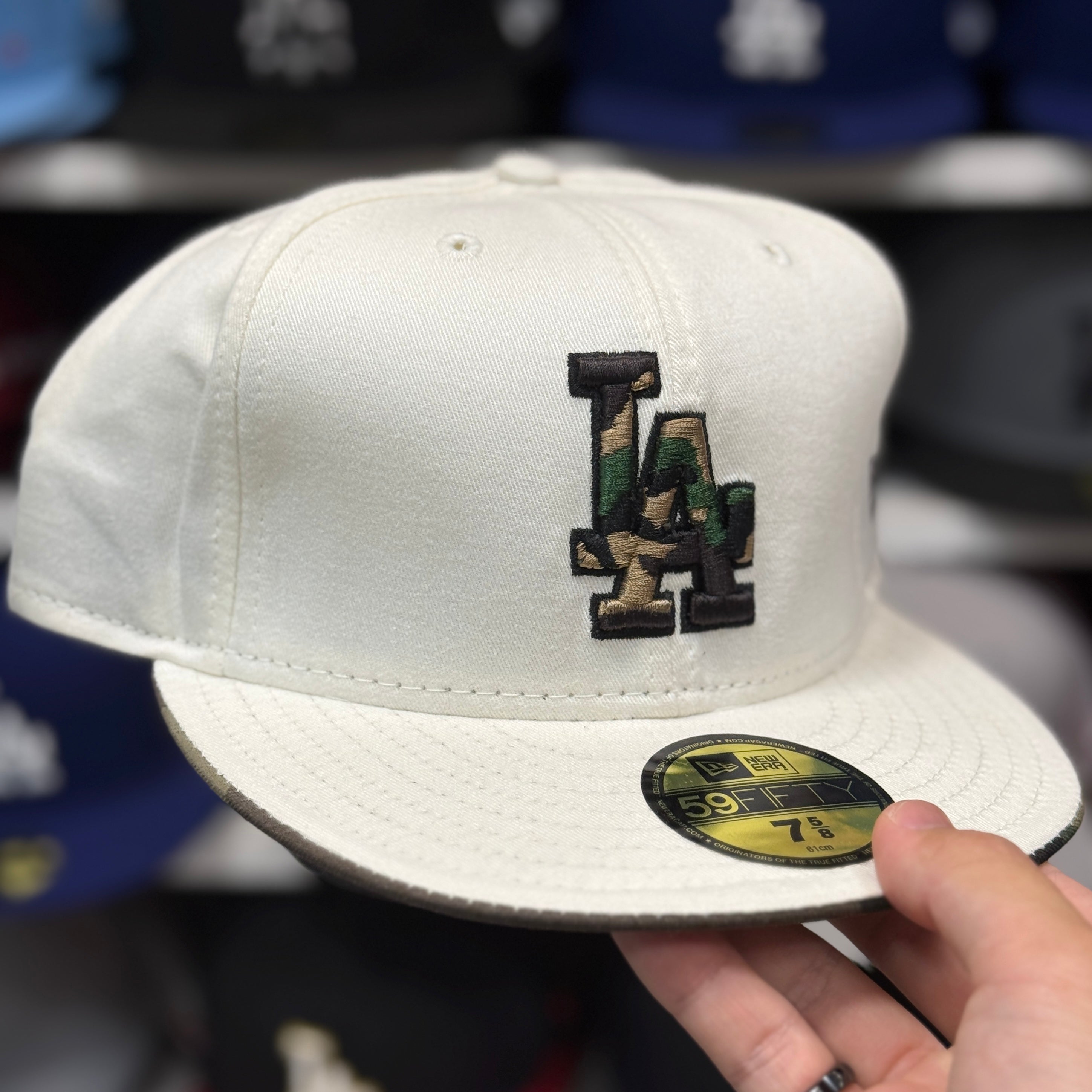 New Era Los Angeles Dodgers 'Chrome Camo' White 59FIFTY Fitted Hat - Product Image