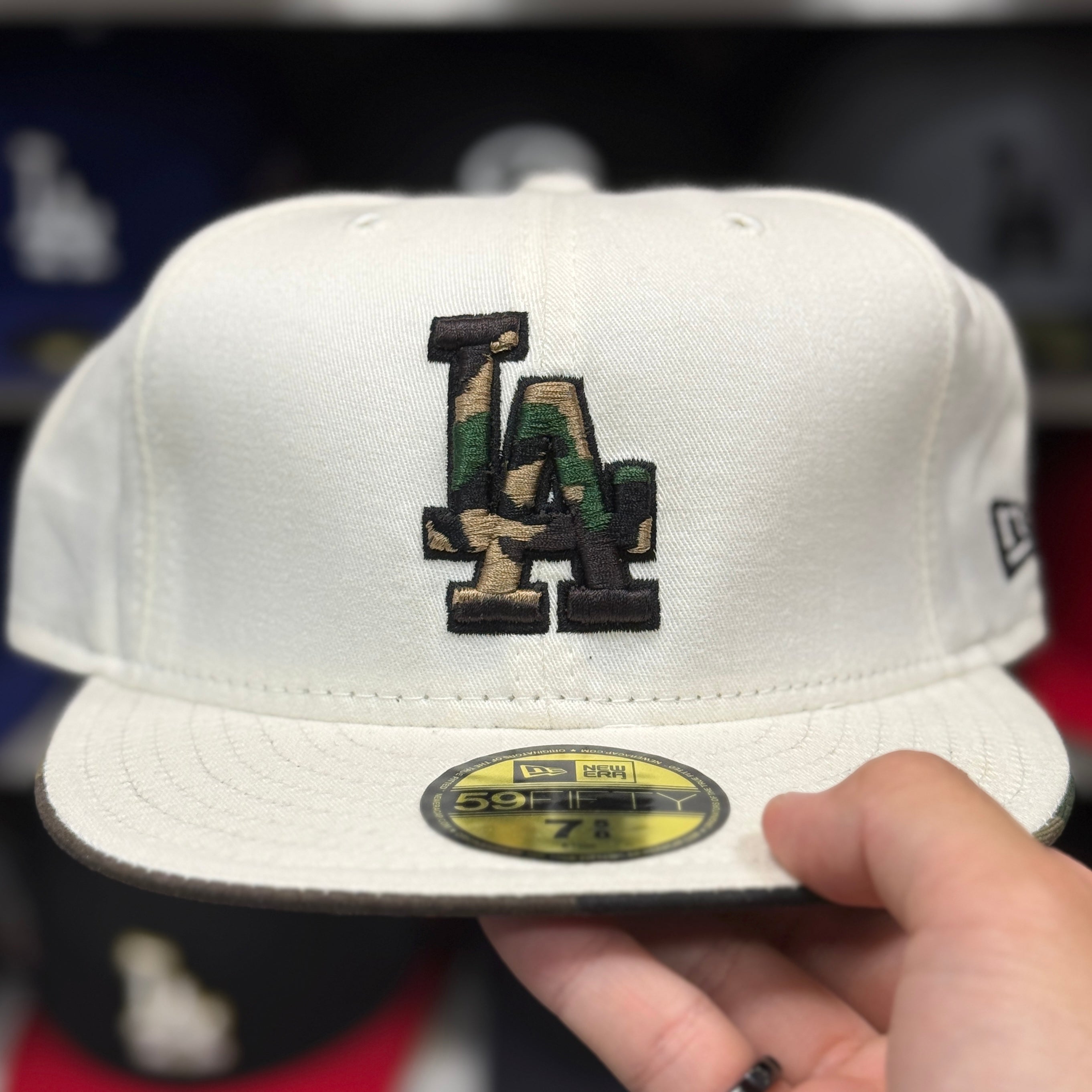 New Era Los Angeles Dodgers 'Chrome Camo' White 59FIFTY Fitted Hat - Product Image