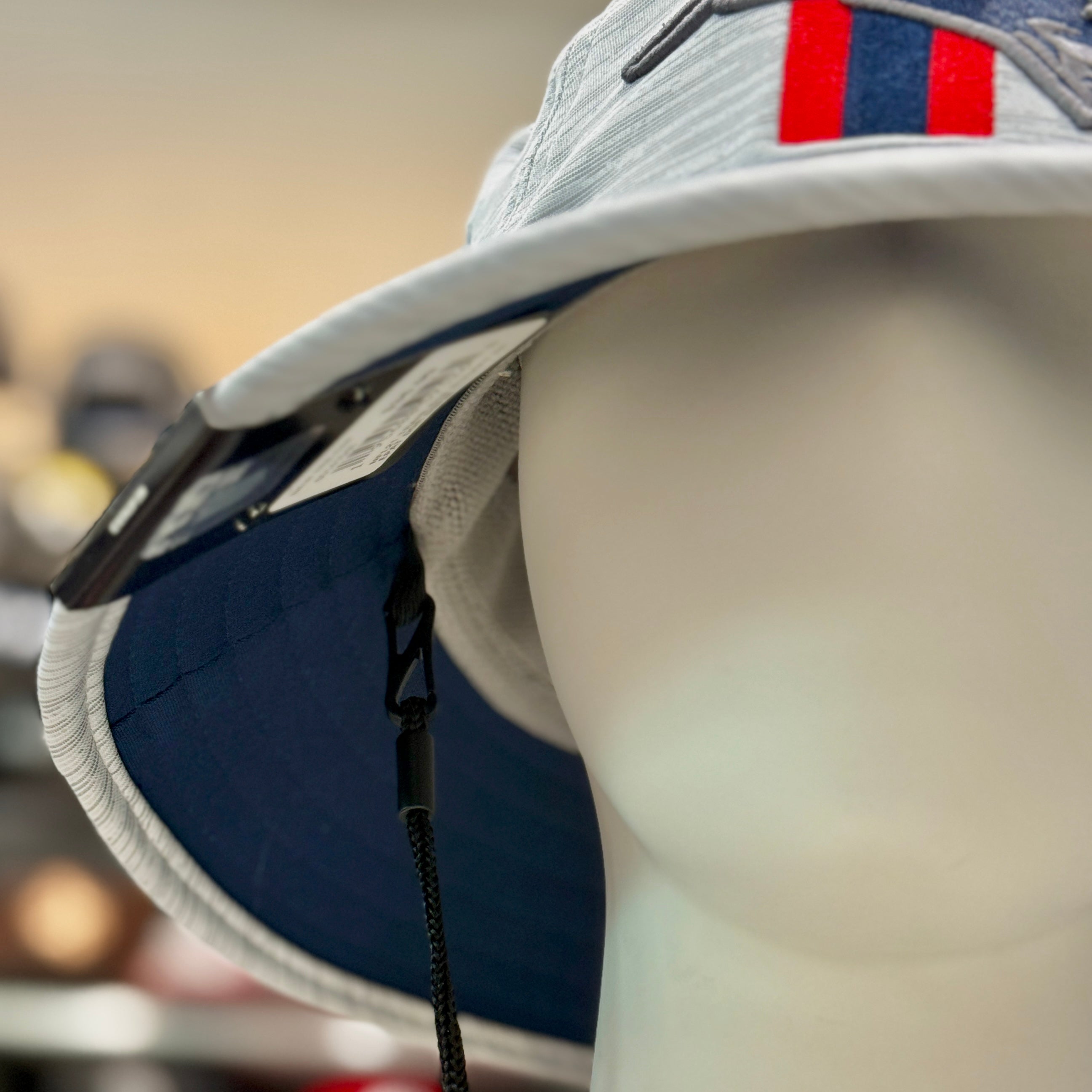 New Era New England Patriots Bucket Hat | Silver / Navy Under Brim - Product Image