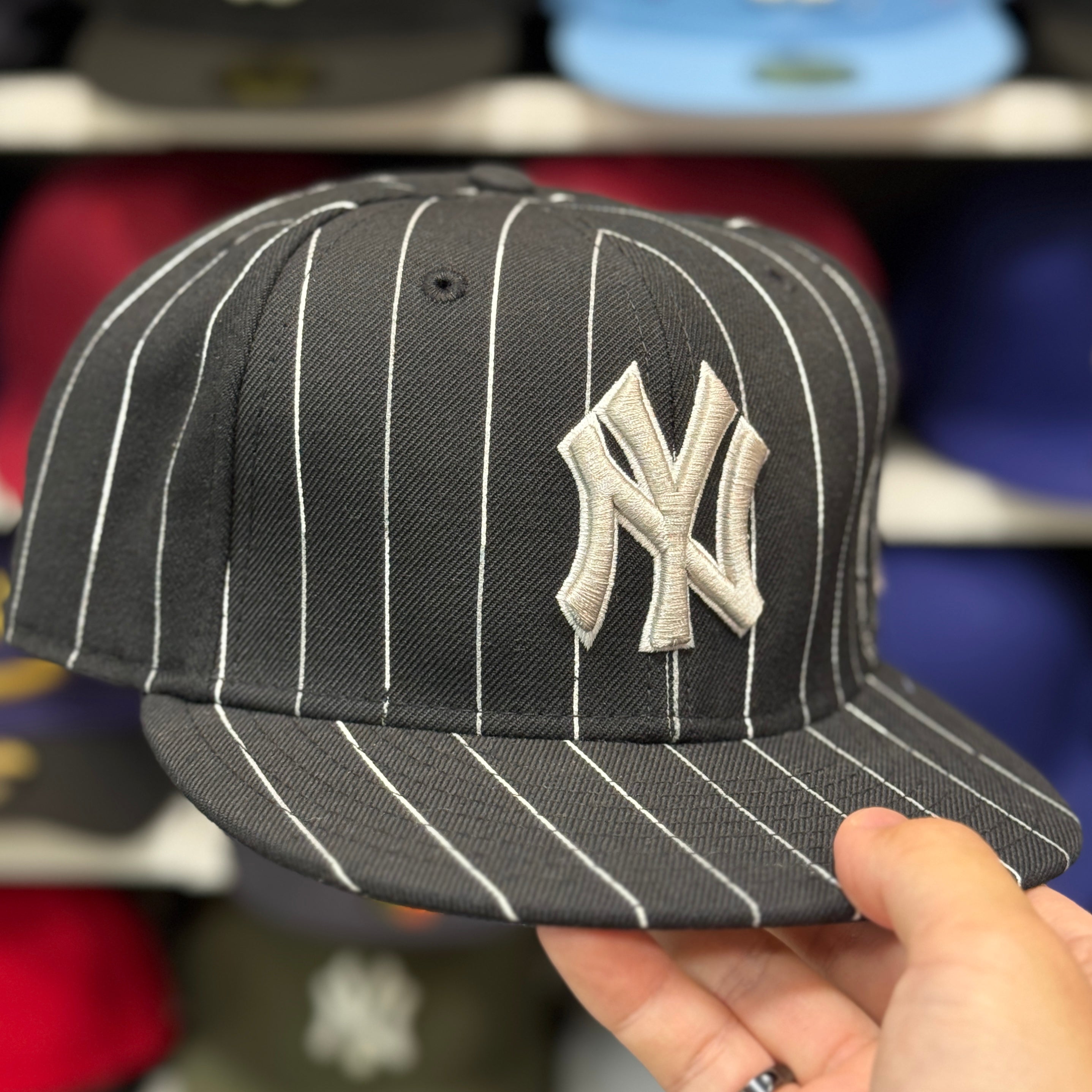 New Era New York Yankees 'Pinstripe' Black 59FIFTY Fitted Hat - Product Image