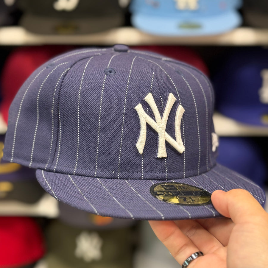 New Era New York Yankees 'Pinstripe' Navy 59FIFTY Fitted Hat - Product Image