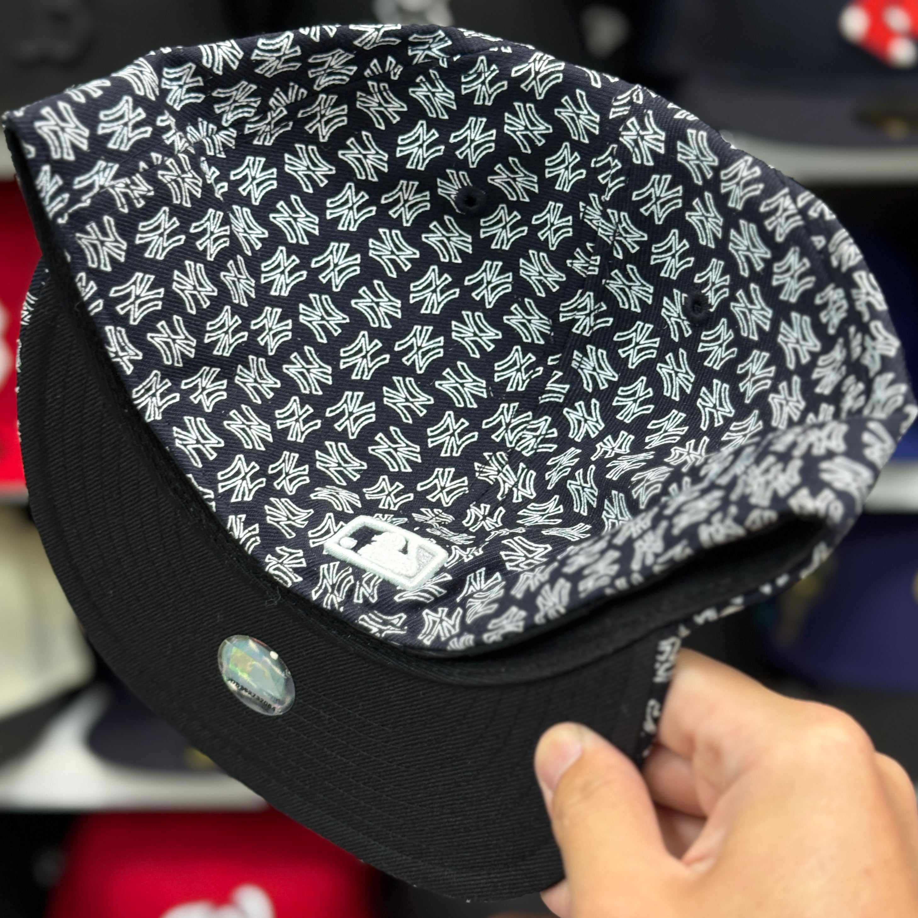 New Era New York Yankees 'Wallpaper Pack' Navy 59FIFTY Fitted Hat - Product Image