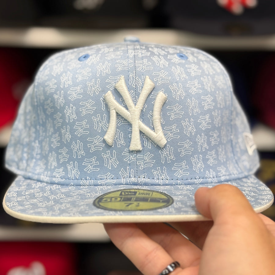 New Era New York Yankees 'Wallpaper Pack' Baby Blue 59FIFTY Fitted Hat - Product Image