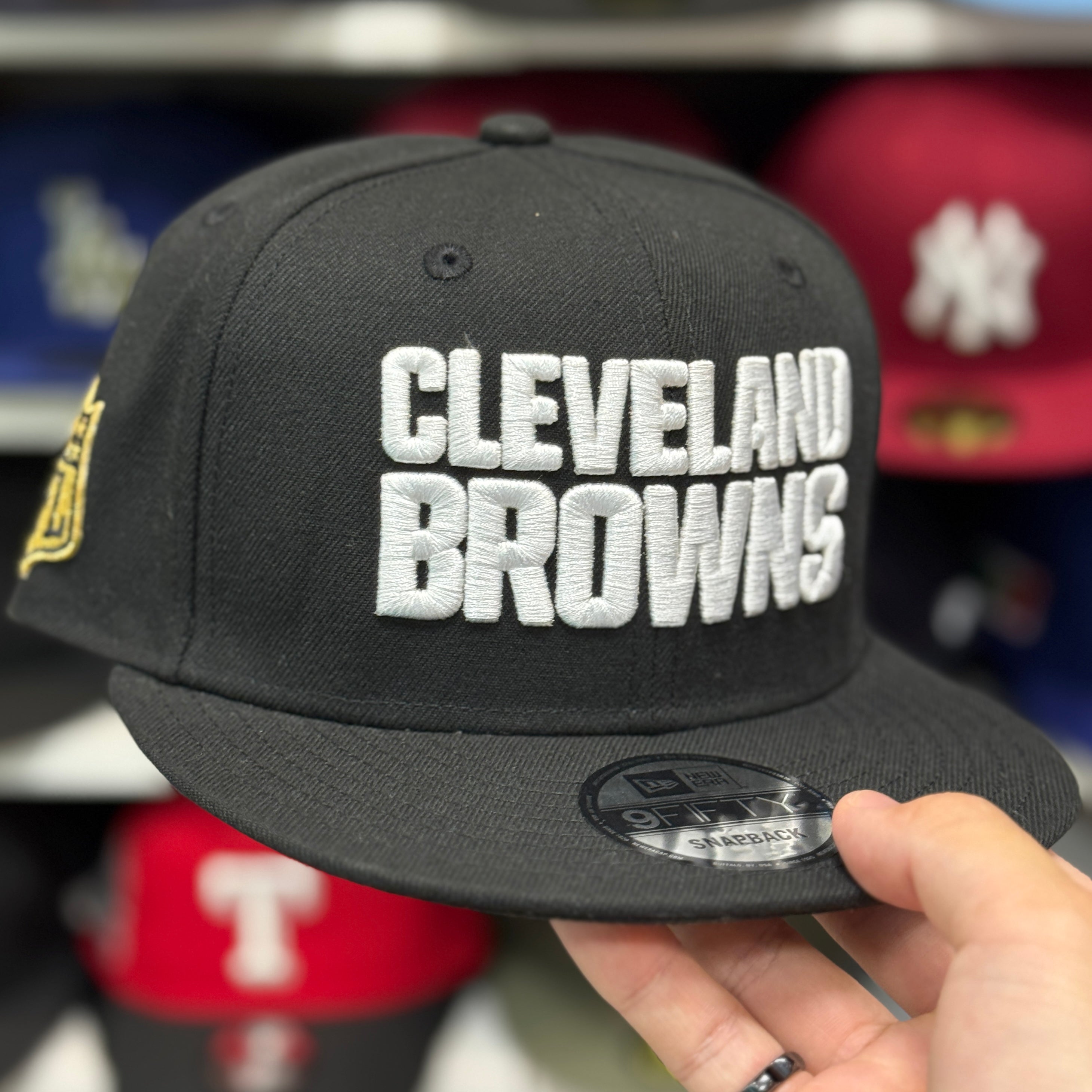 New Era Cleveland Browns 'Block Font' Black 9FIFTY Snapback - Product Image