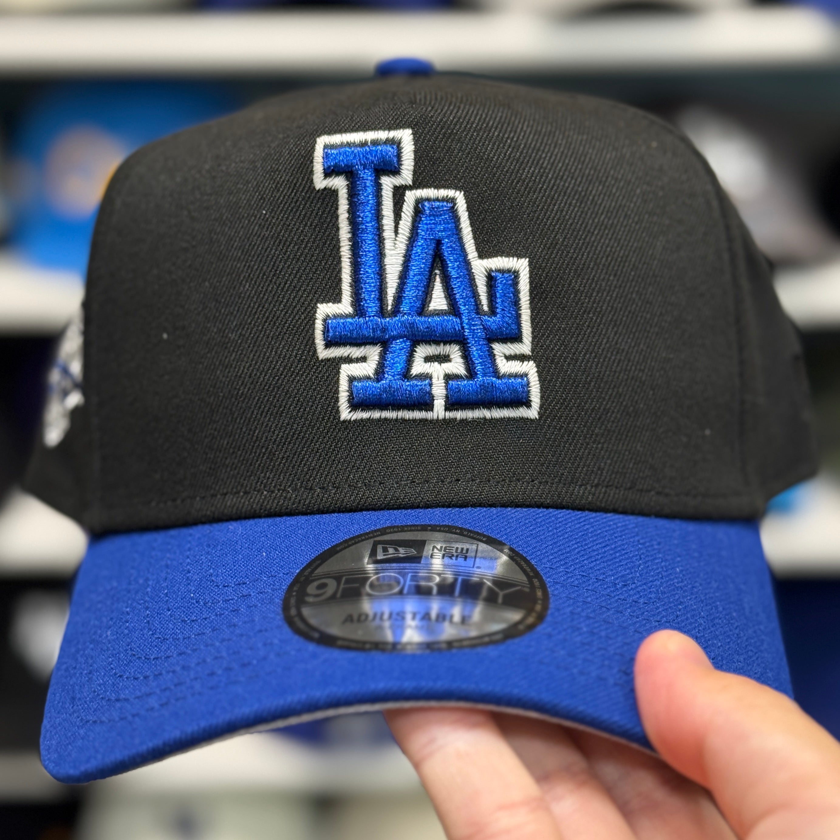 New Era Los Angeles Dodgers 'Back to Back World Series Champions' A-Frame Black/Navy 9FORTY Snapback - Product Image