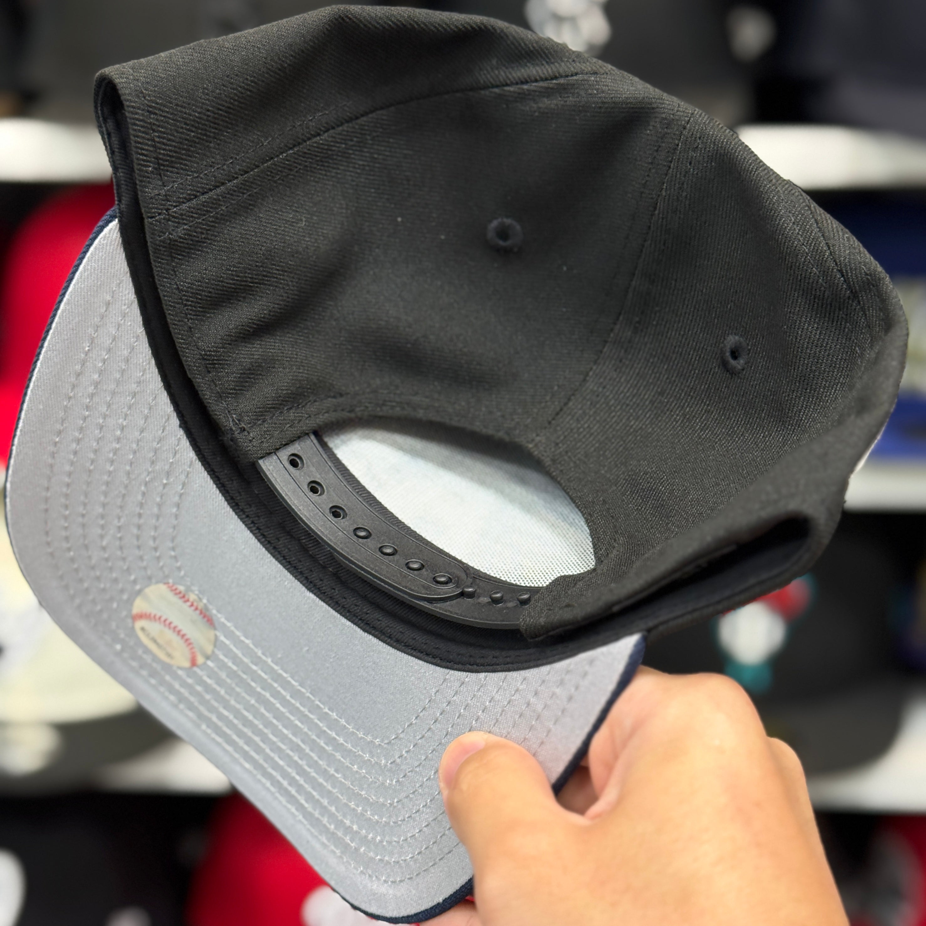 New Era Oakland Athletics 'Ricky Henderson Field' A-Frame Black/Navy 9FIFTY Snapback - Product Image