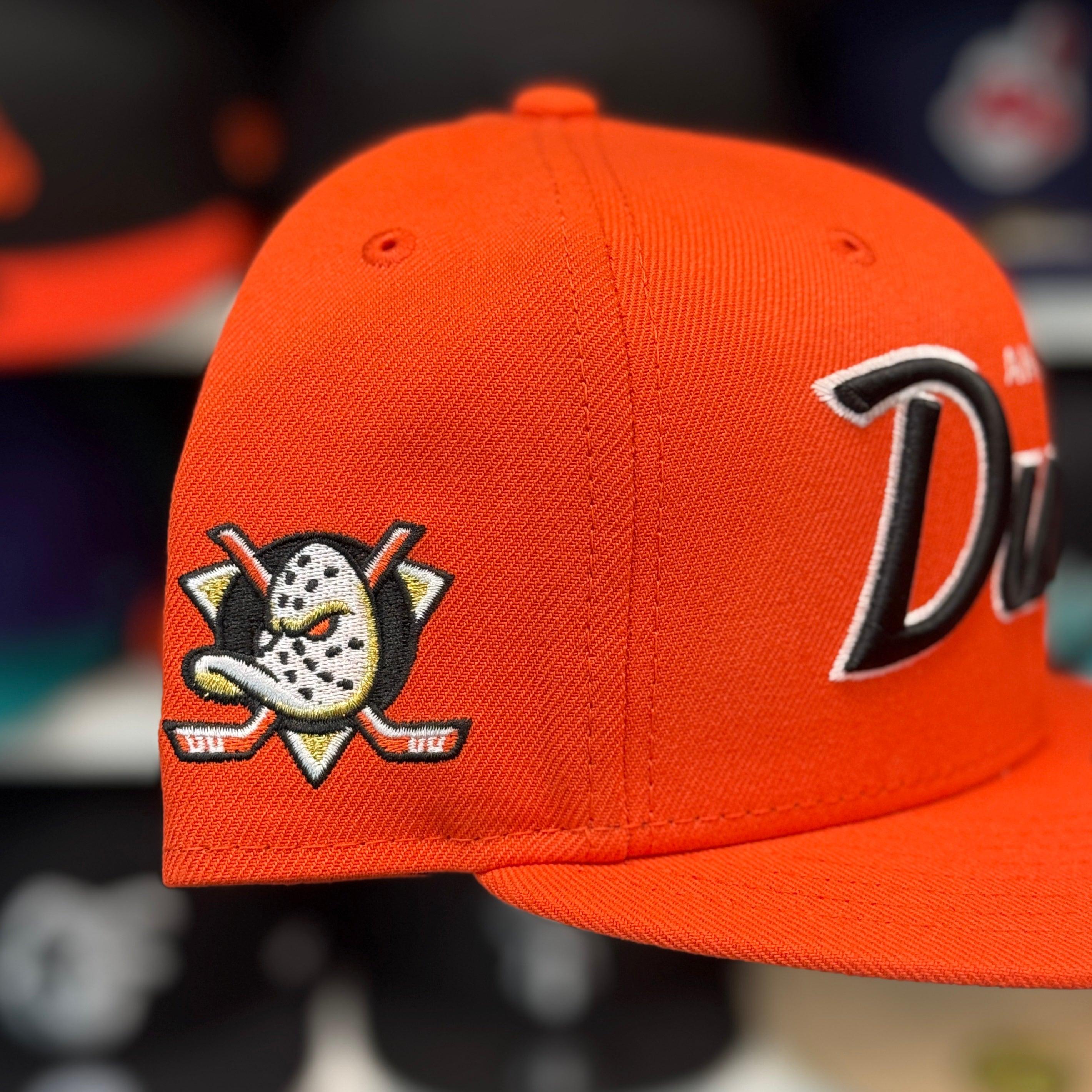 New Era Anaheim Ducks 'Script Logo' Orange 9FIFTY Snapback - Product Image