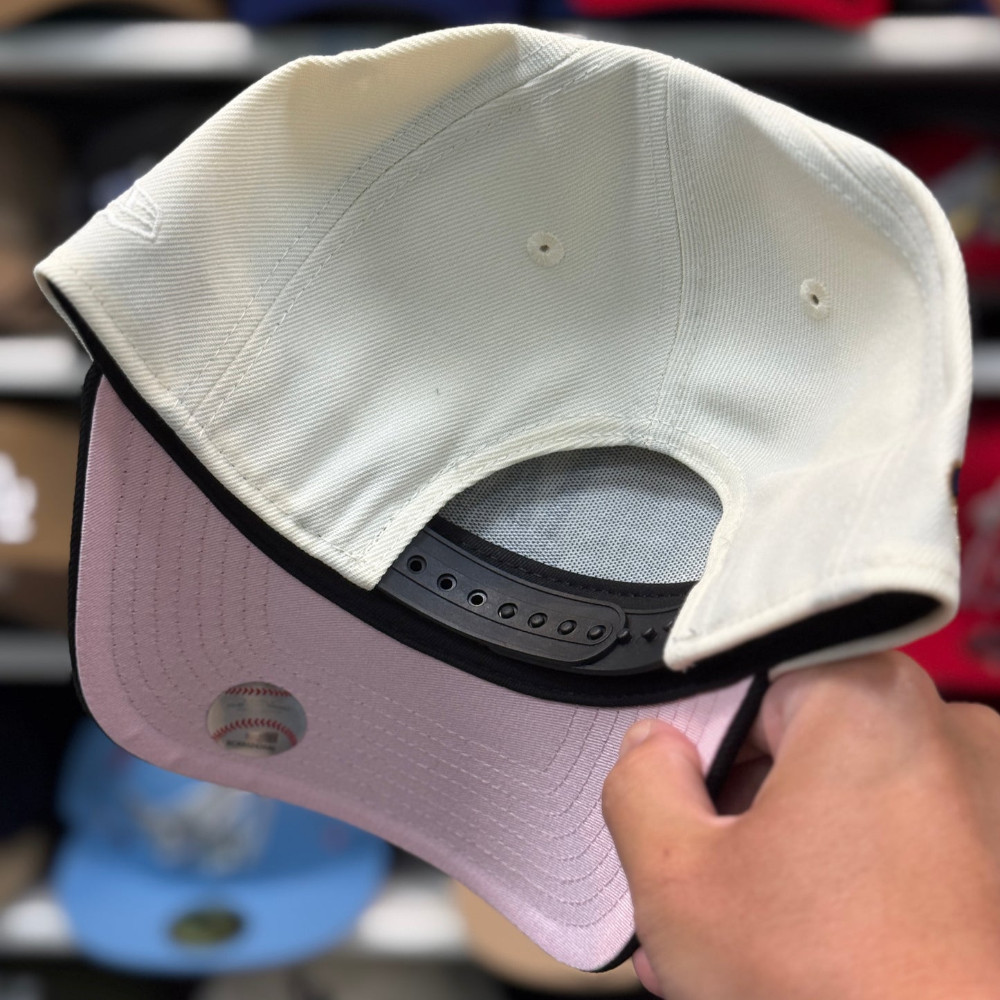 New Era Los Angeles Dodgers 'Lowrider Palm Tree' A-Frame 9FORTY Snapback Ivory/Black - Pink Under Brim