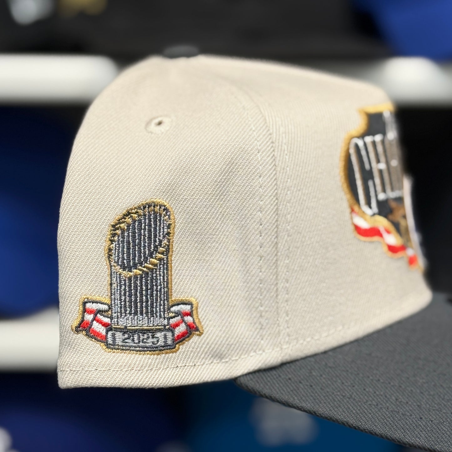 New Era Los Angeles Dodgers '2025 World Series Champions' A-Frame Cream/Charcoal 9FORTY Snapback