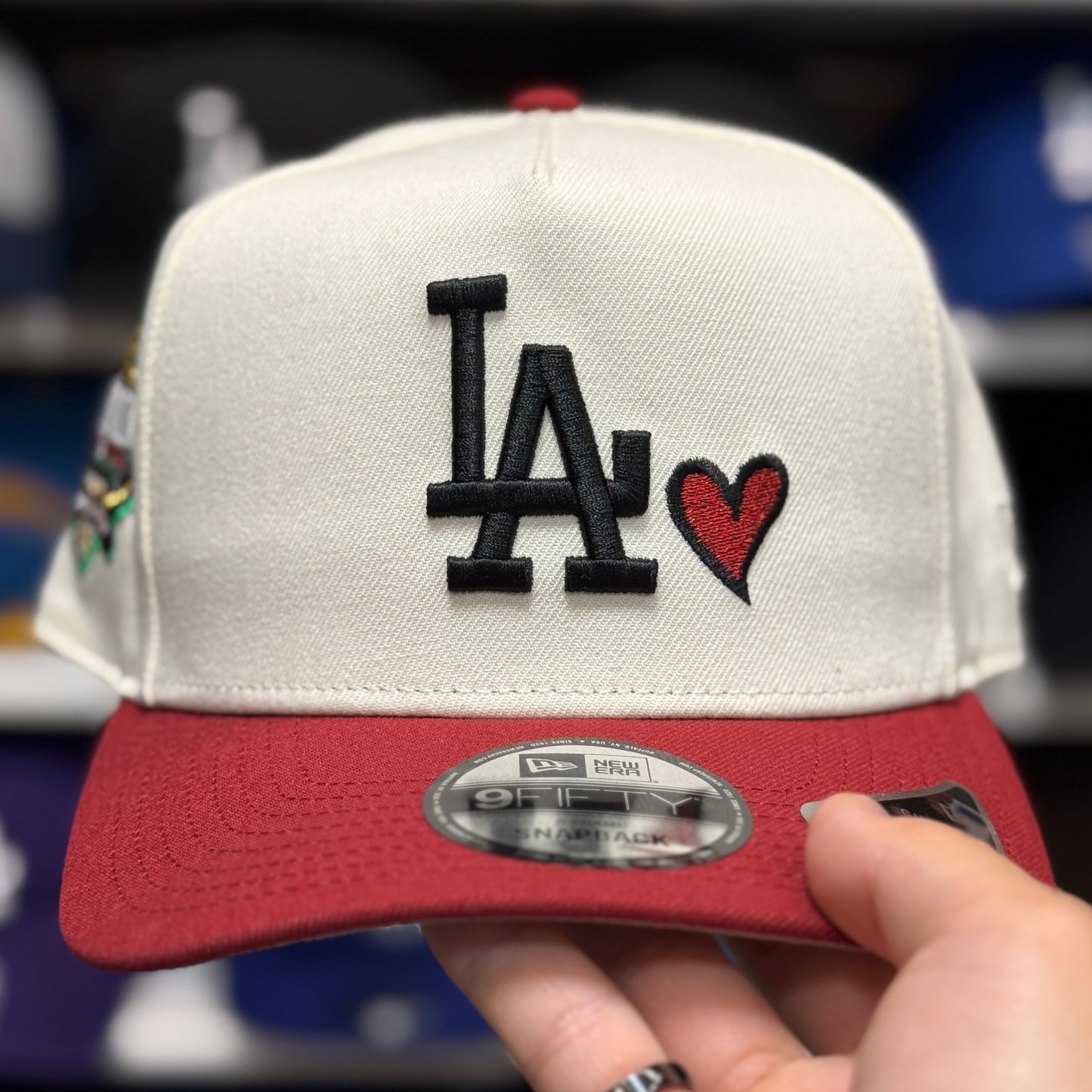 New Era Los Angeles Dodgers '40th Anniversary & Heart' A-Frame Creme/Red 9FIFTY Snapback - Product Image