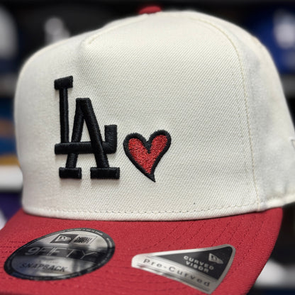 New Era Los Angeles Dodgers '40th Anniversary & Heart' A-Frame Creme/Red 9FIFTY Snapback - Product Image