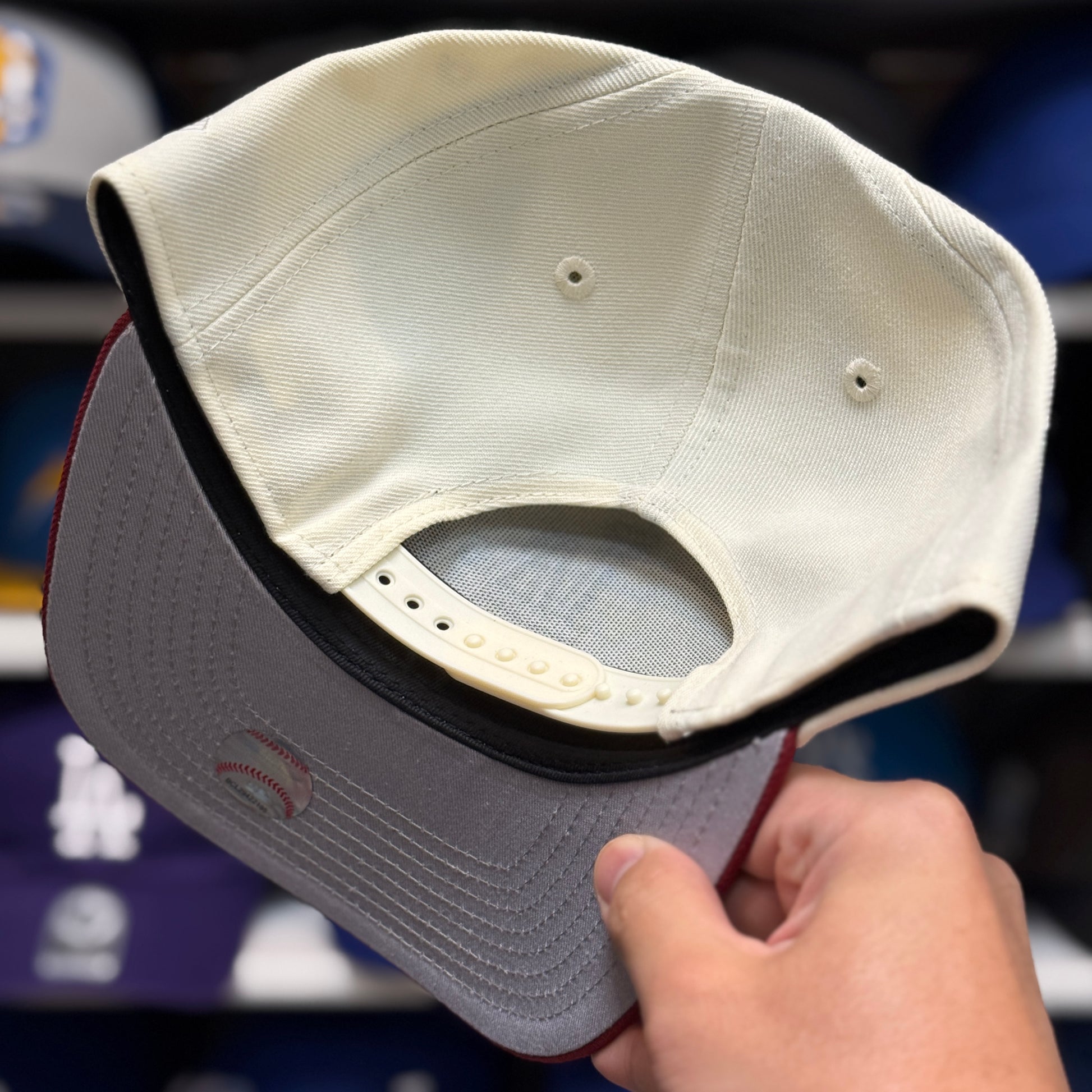 New Era Los Angeles Dodgers '40th Anniversary & Heart' A-Frame Creme/Red 9FIFTY Snapback - Product Image