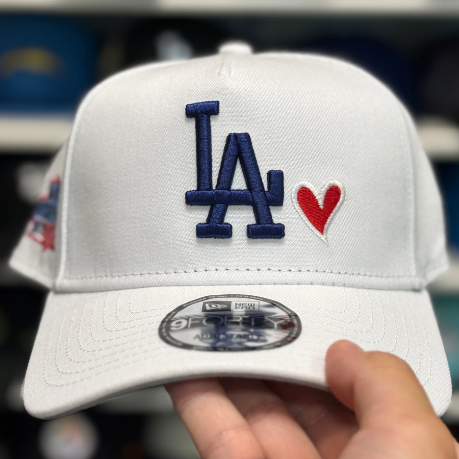 New Era Los Angeles Dodgers '1981 World Series x Heart' A-Frame White 9FORTY Snapback - Product Image
