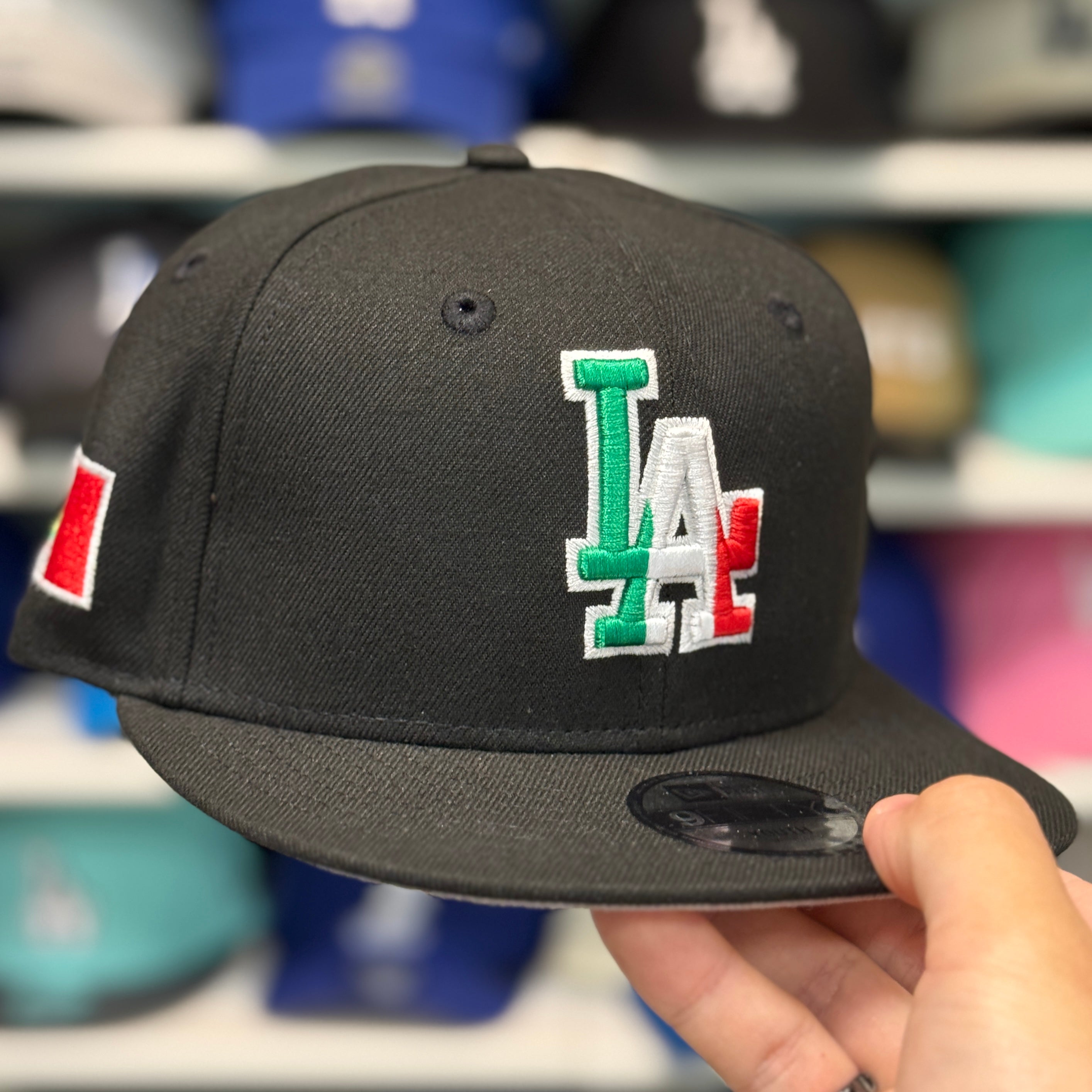 Youth New Era Los Angeles Dodgers 'Mexico' Black 9FIFTY Snapback - Product Image