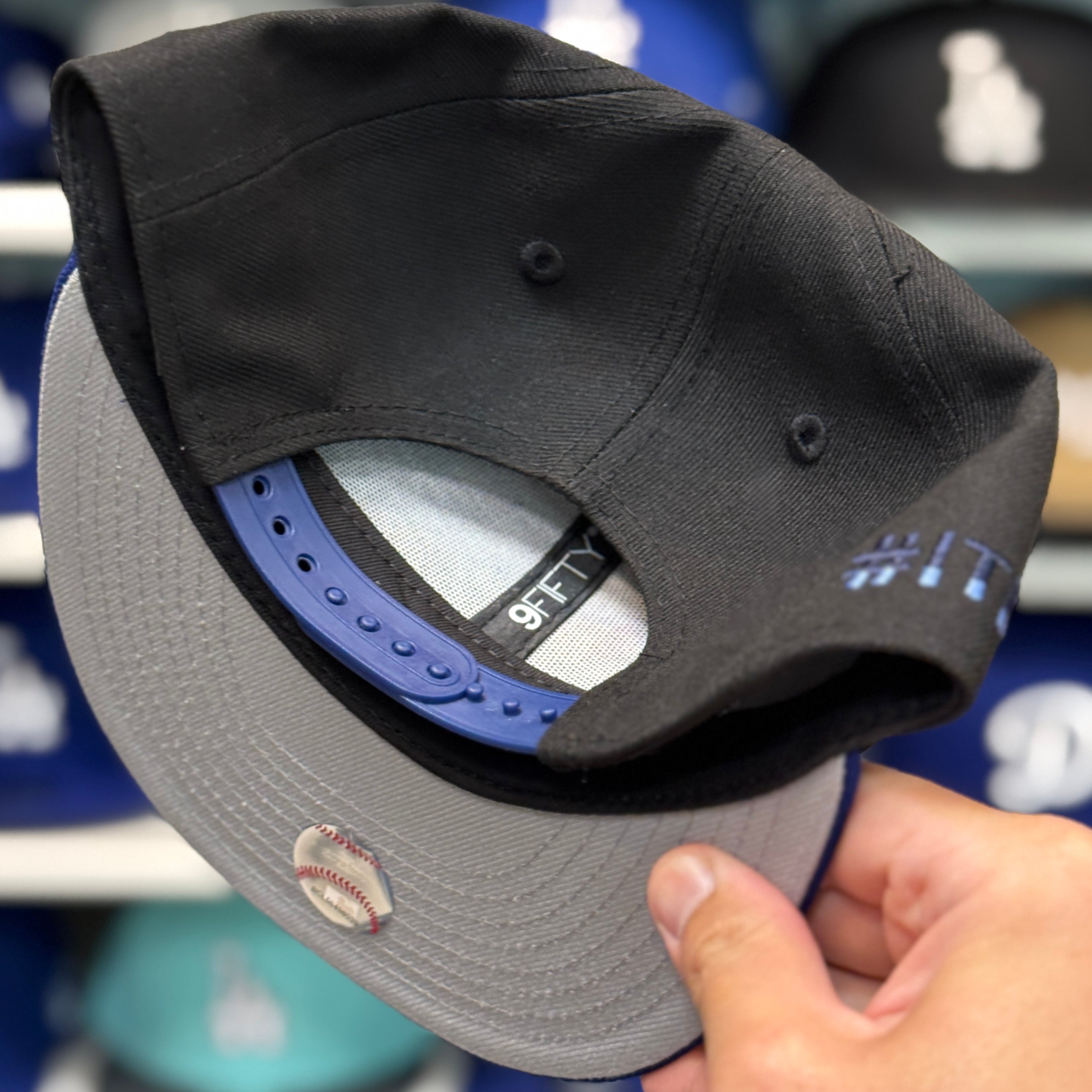 New Era Los Angeles Dodgers 'Anime Ohtani' Black/Blue Kids 9FIFTY Snapback - Product Image