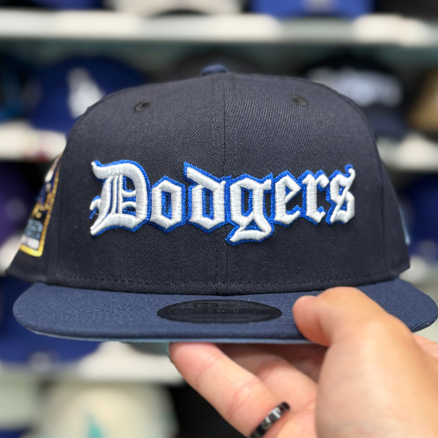 New Era Los Angeles Dodgers Gothic Script '60th Anniversary' Black/Navy 9FIFTY Snapback - Product Image