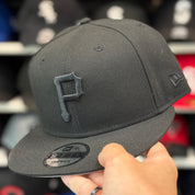 New Era Pittsburgh Pirates Black/Black 9FIFTY Snapback - Product Image