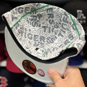 New Era Detroit Tigers 'Graffiti Script' White 59FIFTY Fitted Hat - Product Image