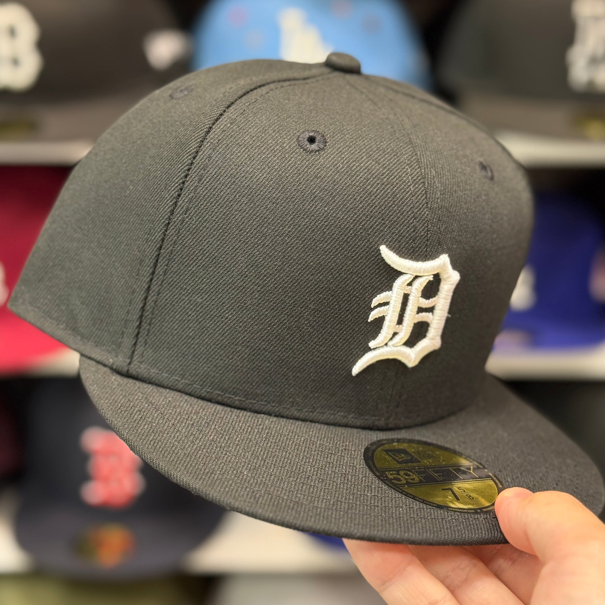 New Era Detroit Tigers Black 59FIFTY Fitted Hat - Product Image
