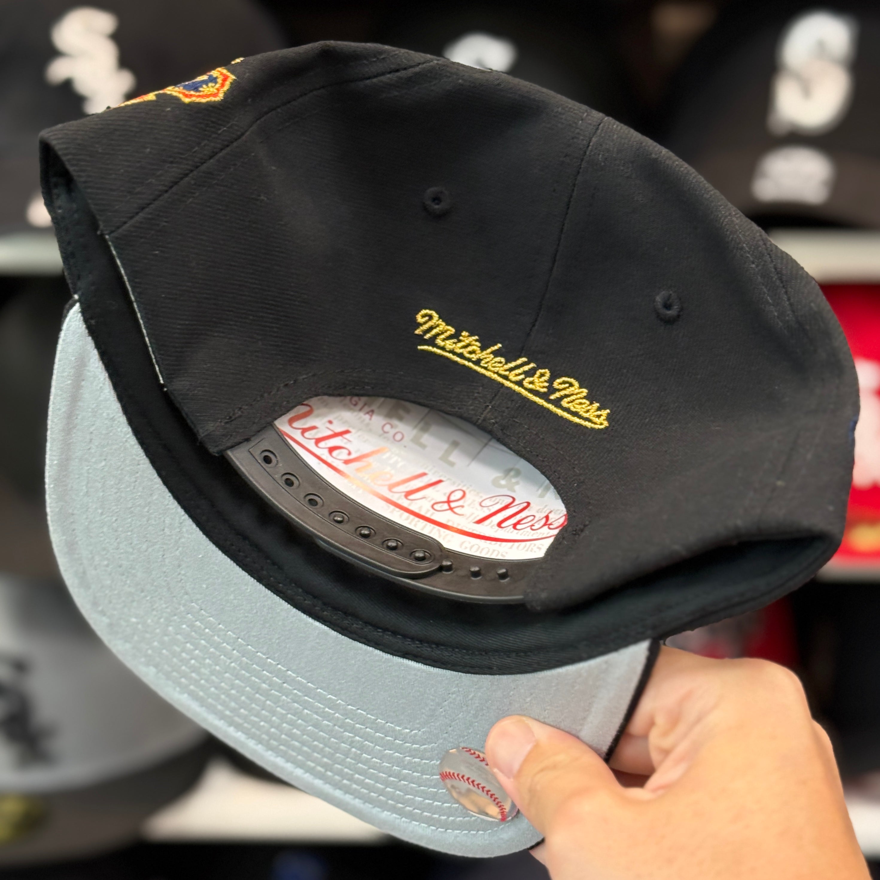 Chicago White Sox 'Anniversary Celebration' Black Mitchell & Ness Snapback - Product Image