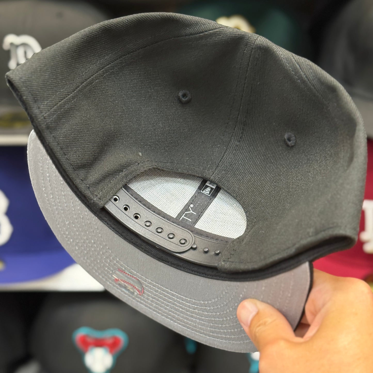 New Era Boston Red Sox Black/White 9FIFTY Snapback